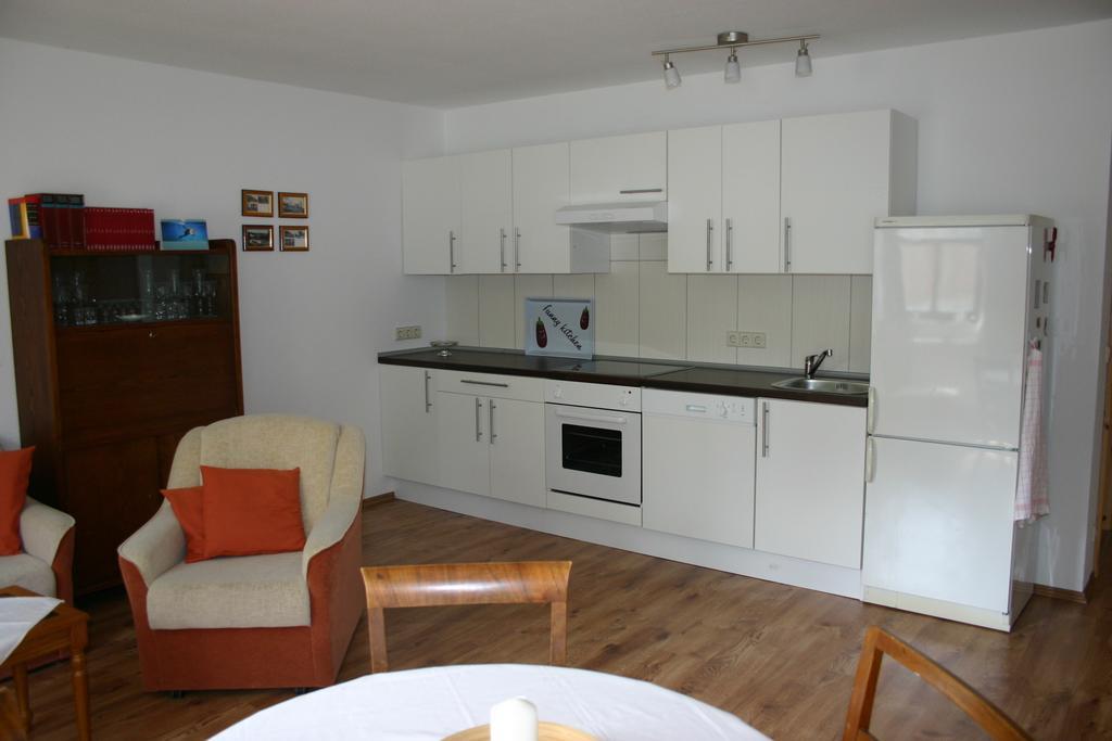 Apartment Jakobsweg Gbr Weißenfels Værelse billede